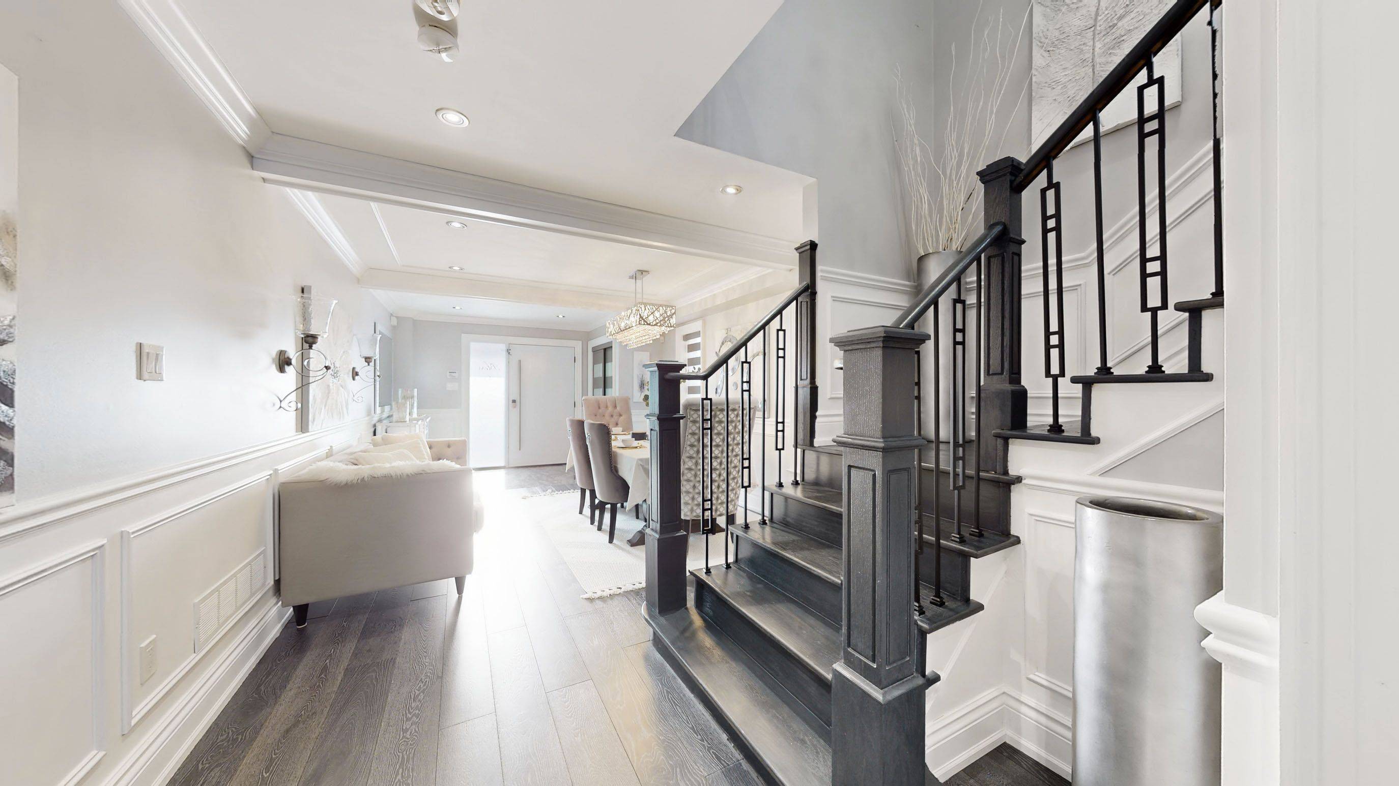 Brampton, ON L7A 2M4,4 Allangrove DR