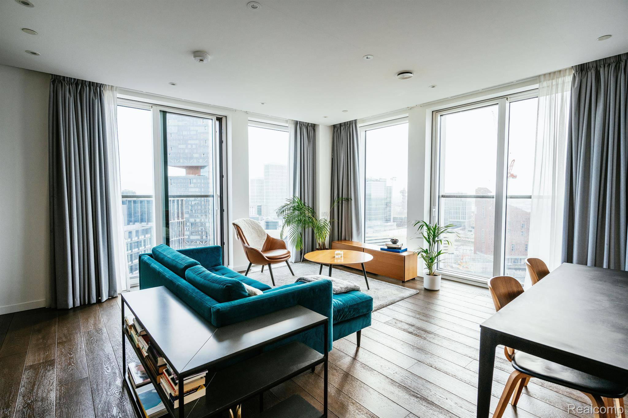 14211 W 11 MILE RD, Oak Park, MI 48237