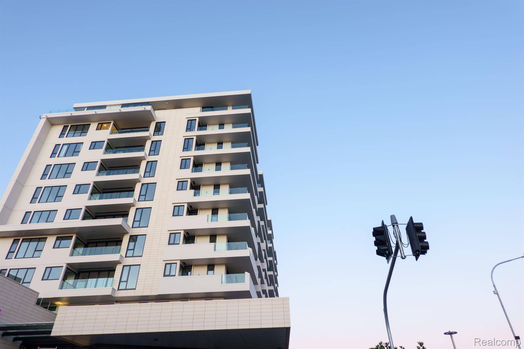 14211 W 11 MILE RD, Oak Park, MI 48237