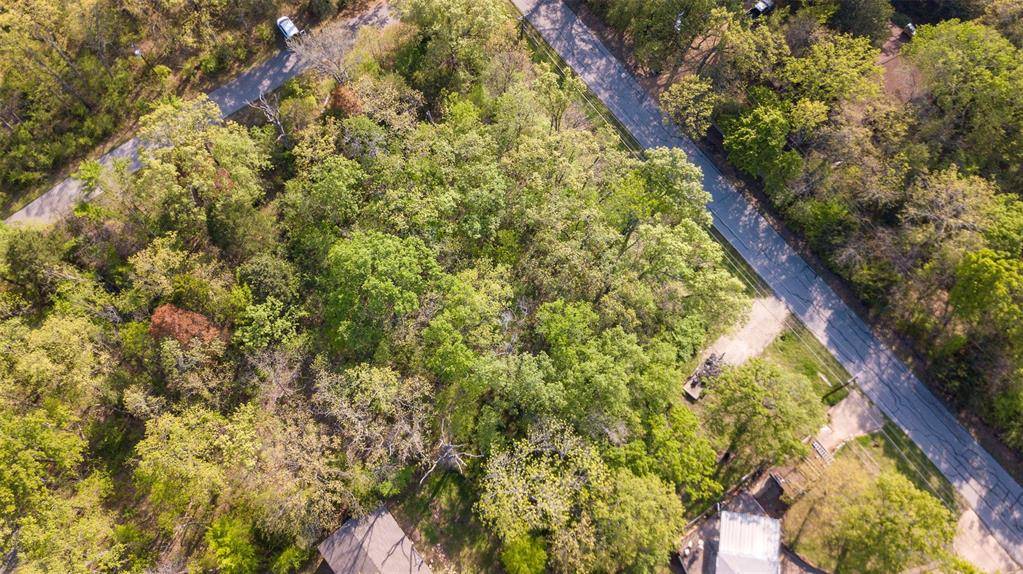 1366 Utopia Road, Tool, TX 75143