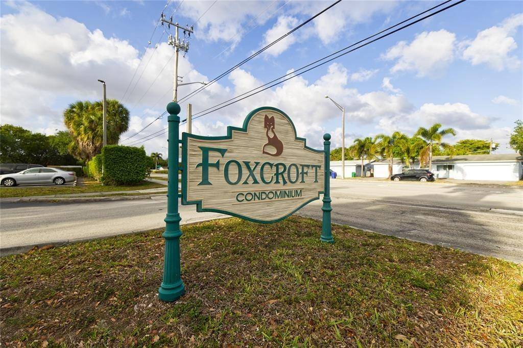 Hollywood, FL 33025,3490 Foxcroft Rd #317