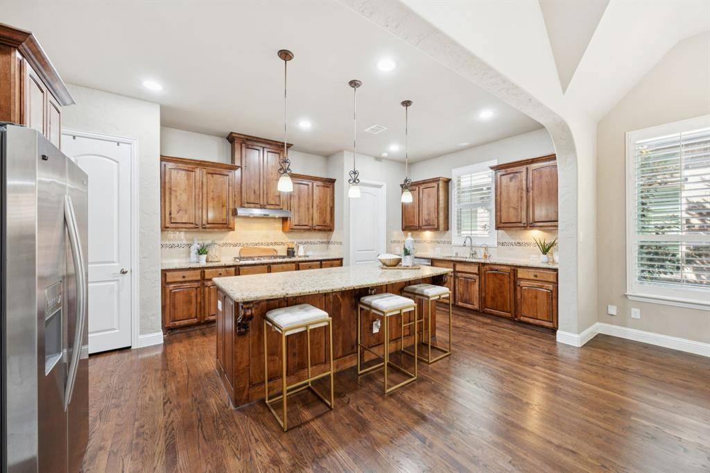 Allen, TX 75013,1852 Audubon Pond Way