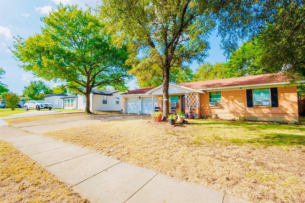 Farmers Branch, TX 75234,14049 Rawhide Parkway