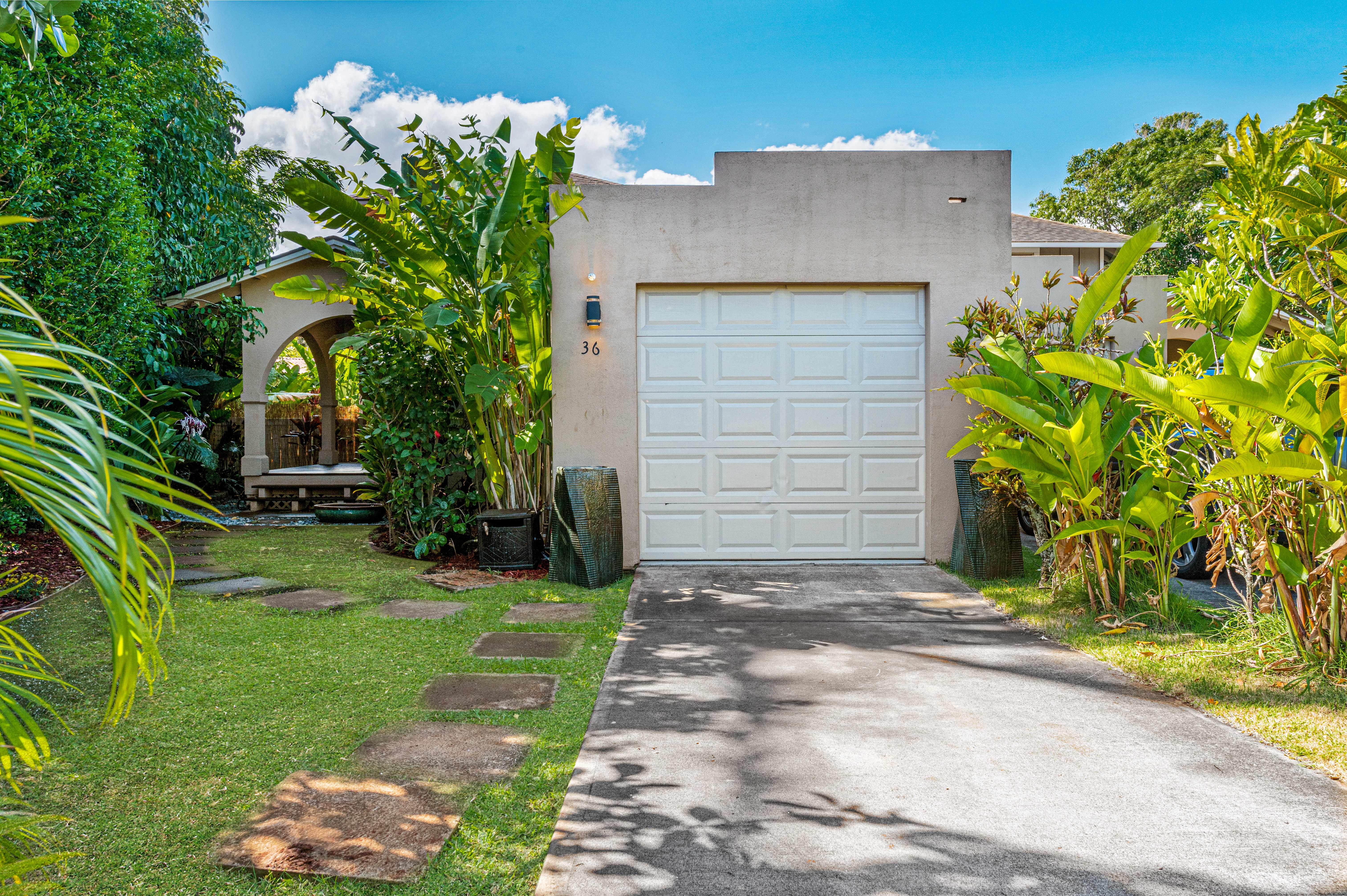 36 HOKU PL, Paia, HI 96779