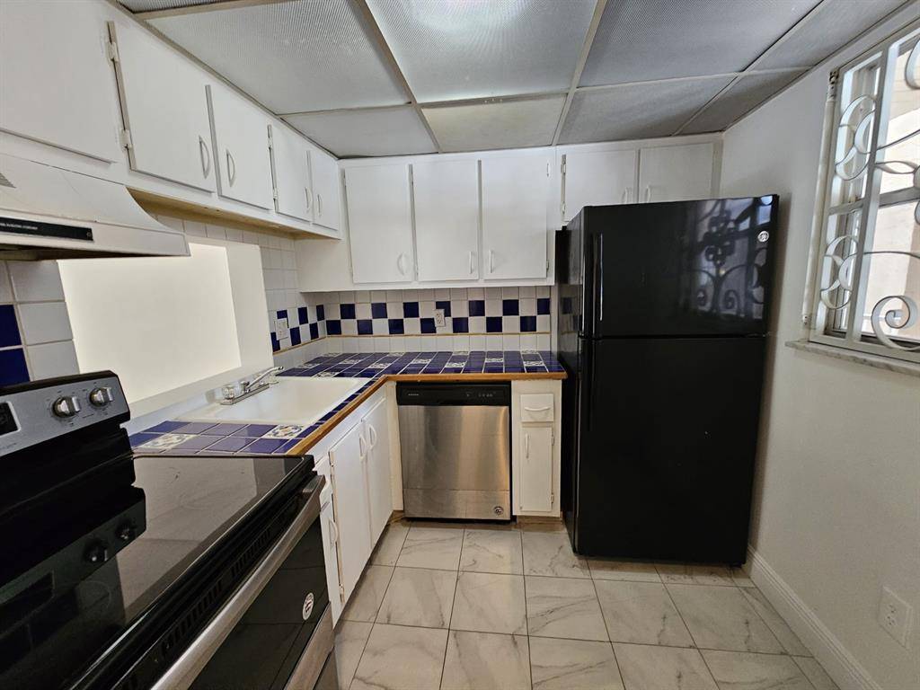 Lauderhill, FL 33313,2800 NW 56th Ave #E201