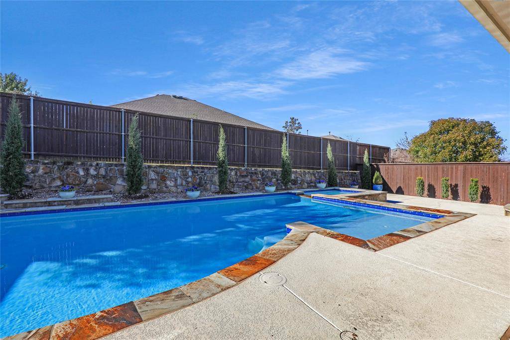 Mckinney, TX 75071,505 Peterhouse Drive