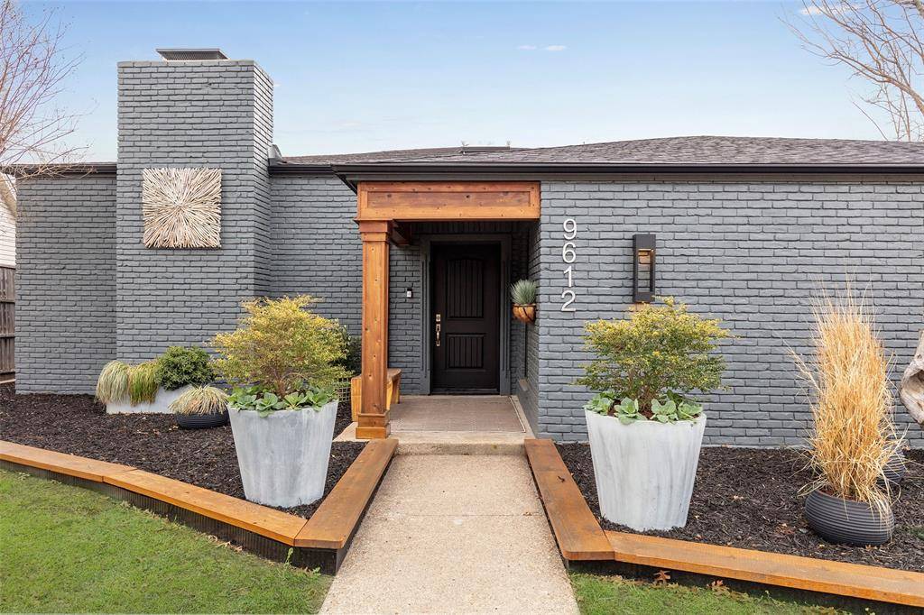 Dallas, TX 75243,9612 Whitehurst Drive