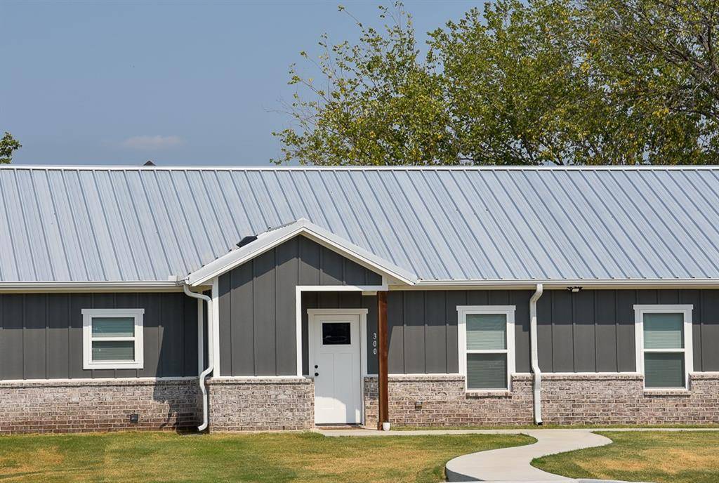 Decatur, TX 76234,1332 County Road 2175 #300