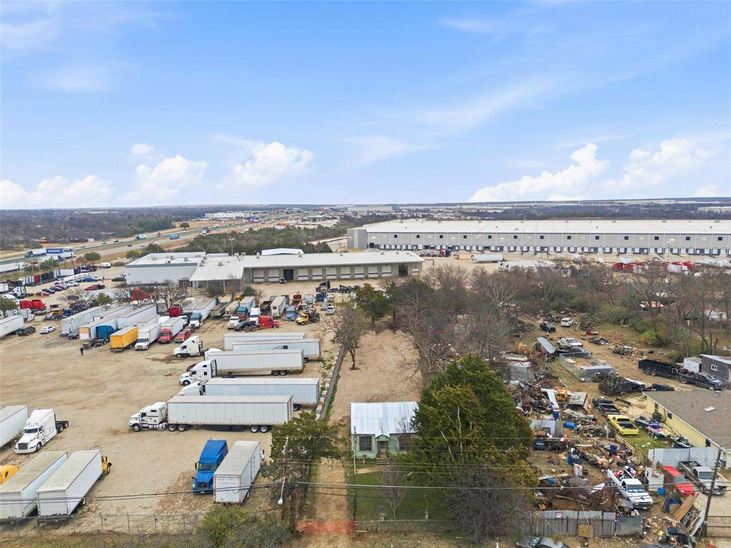 Dallas, TX 75241,8322 Honeysuckle Lane