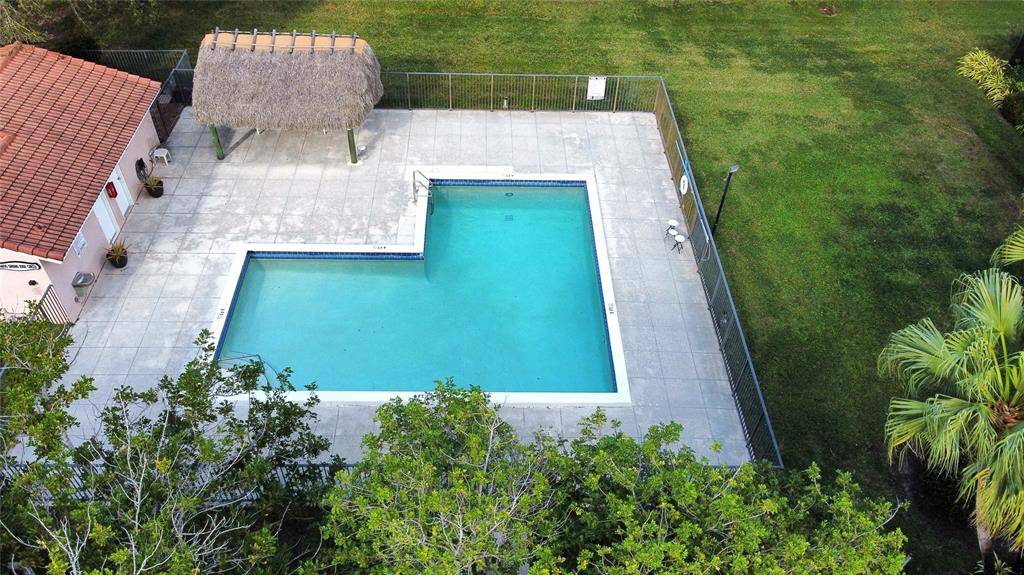 Weston, FL 33326,16600 Greens Edge Cir #83