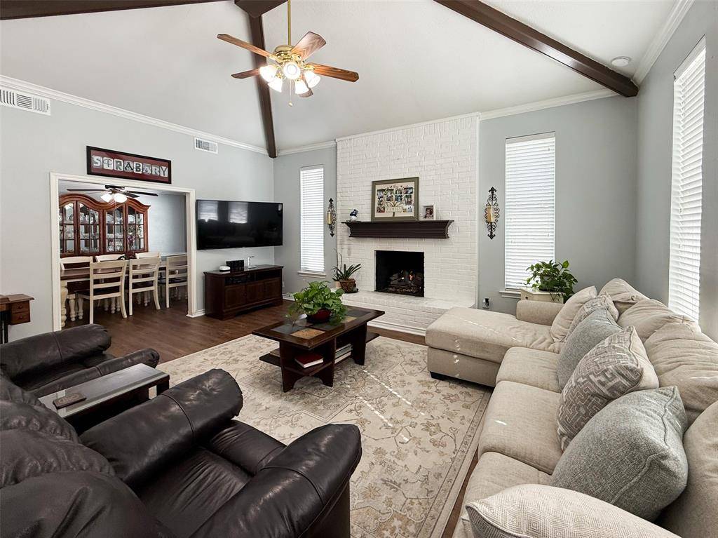 Denton, TX 76209,1529 E Windsor Drive