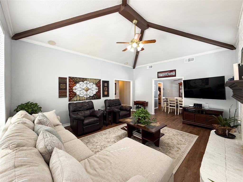 Denton, TX 76209,1529 E Windsor Drive