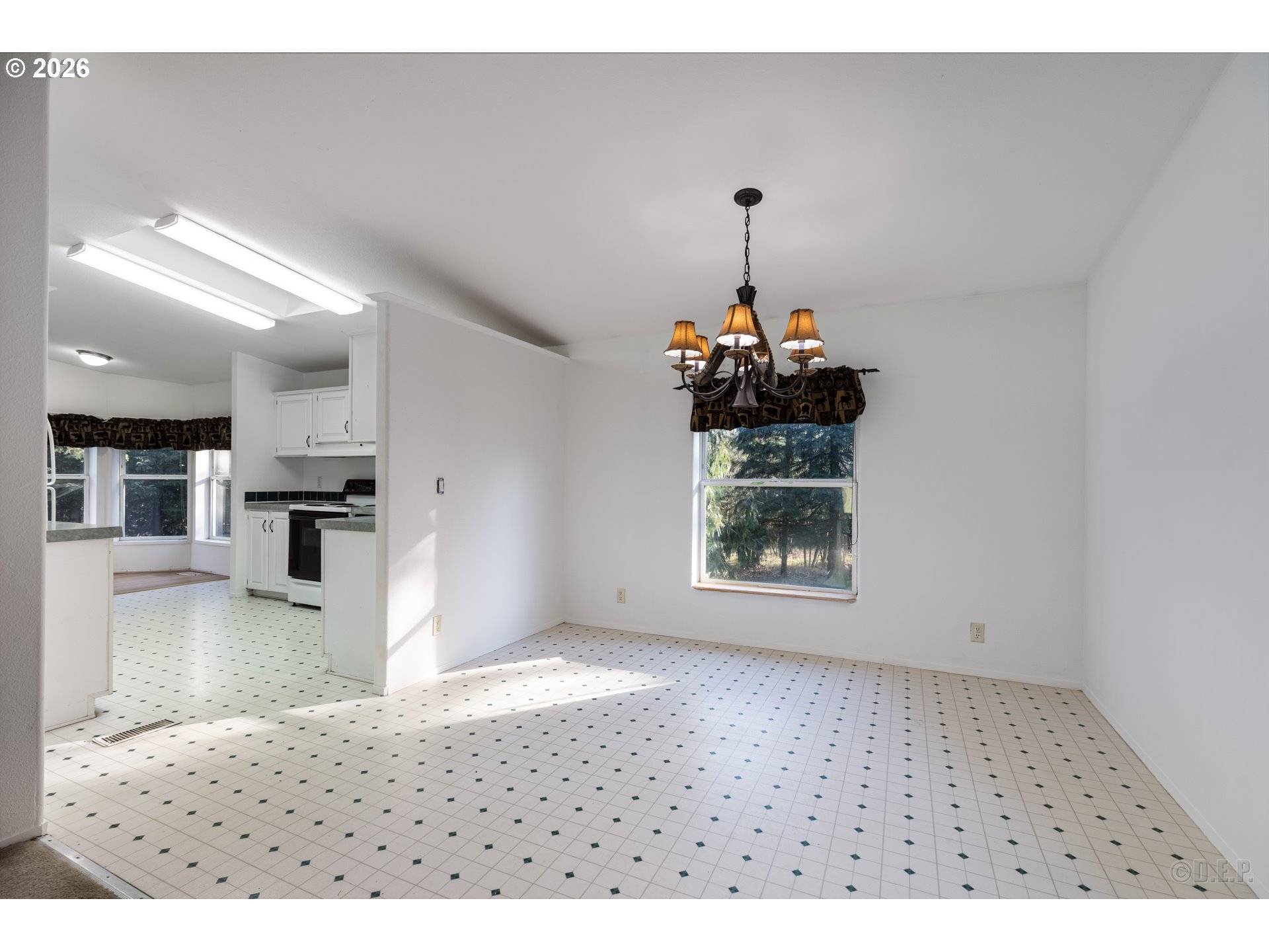 32580 TIDE CREEK RD, Deer Island, OR 97054