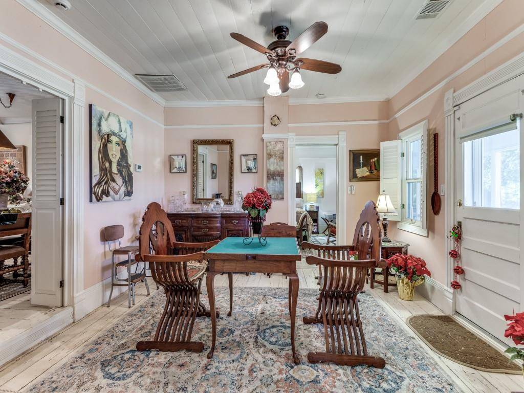 392 Mt Pleasant Road, Valley View, TX 76272