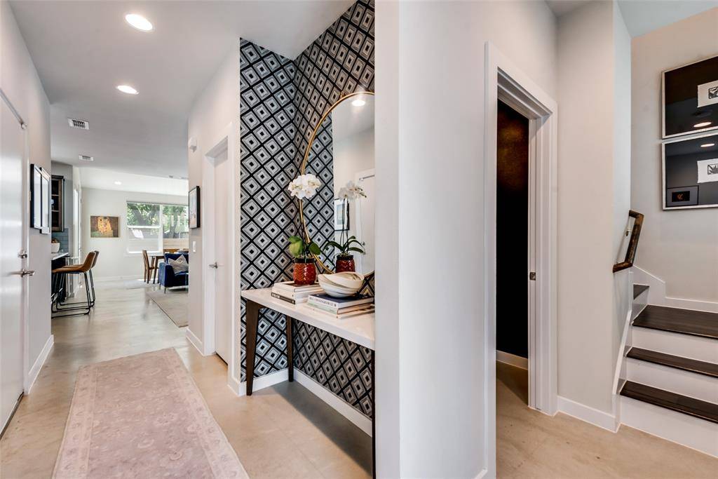 Dallas, TX 75214,6592 Arborist Lane