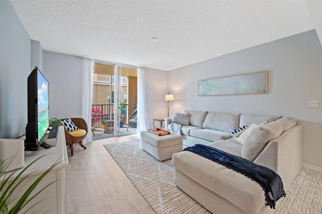 Fort Lauderdale, FL 33301,520 SE 5th Ave #2202