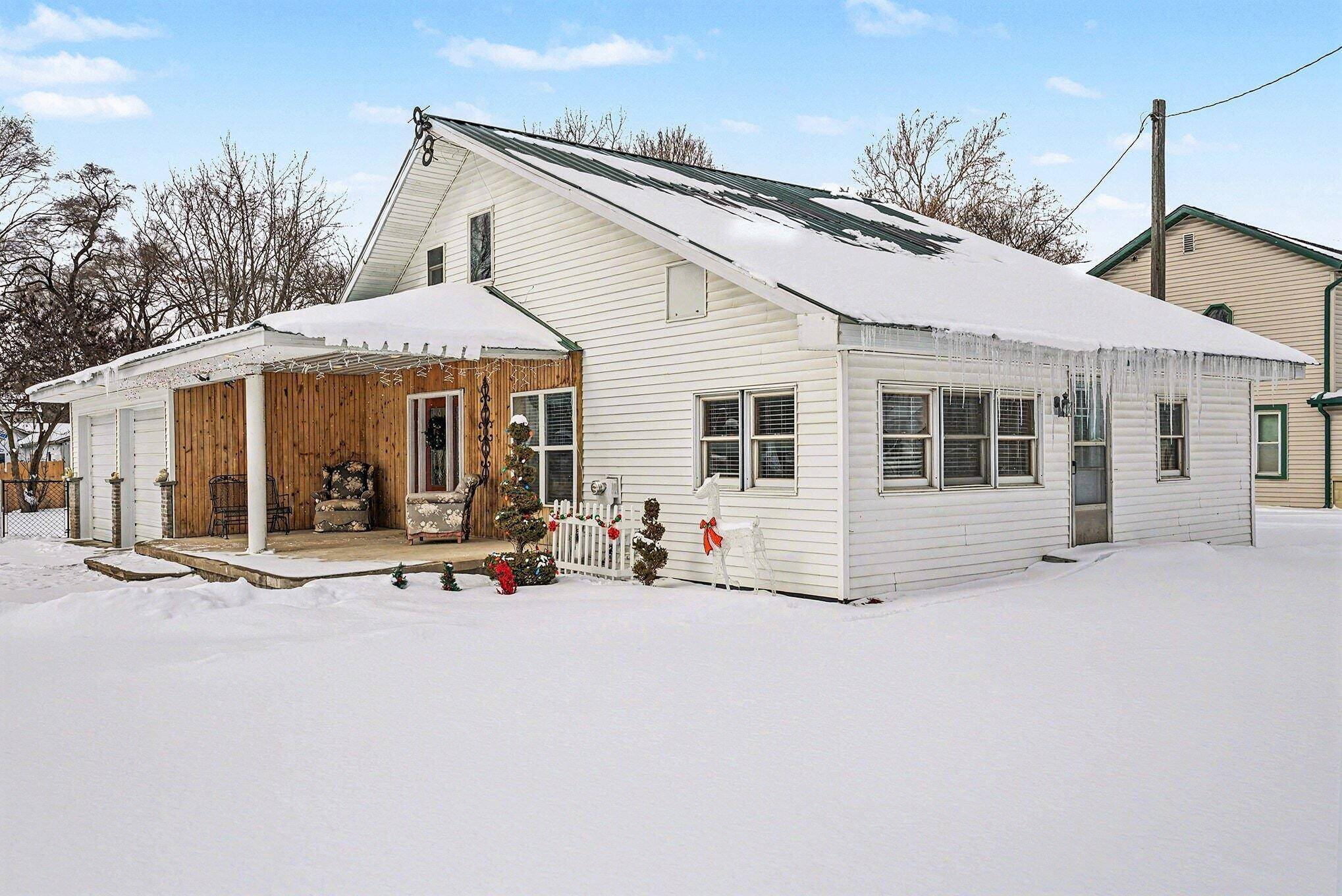 69346 S Kalamazoo ST, Whitepigeontownship_stjoseph, MI 49099
