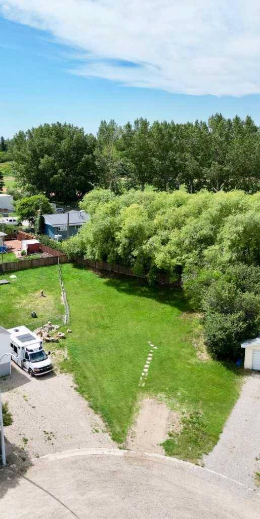 18 Fowler Bay, Acme, AB T0M0A0