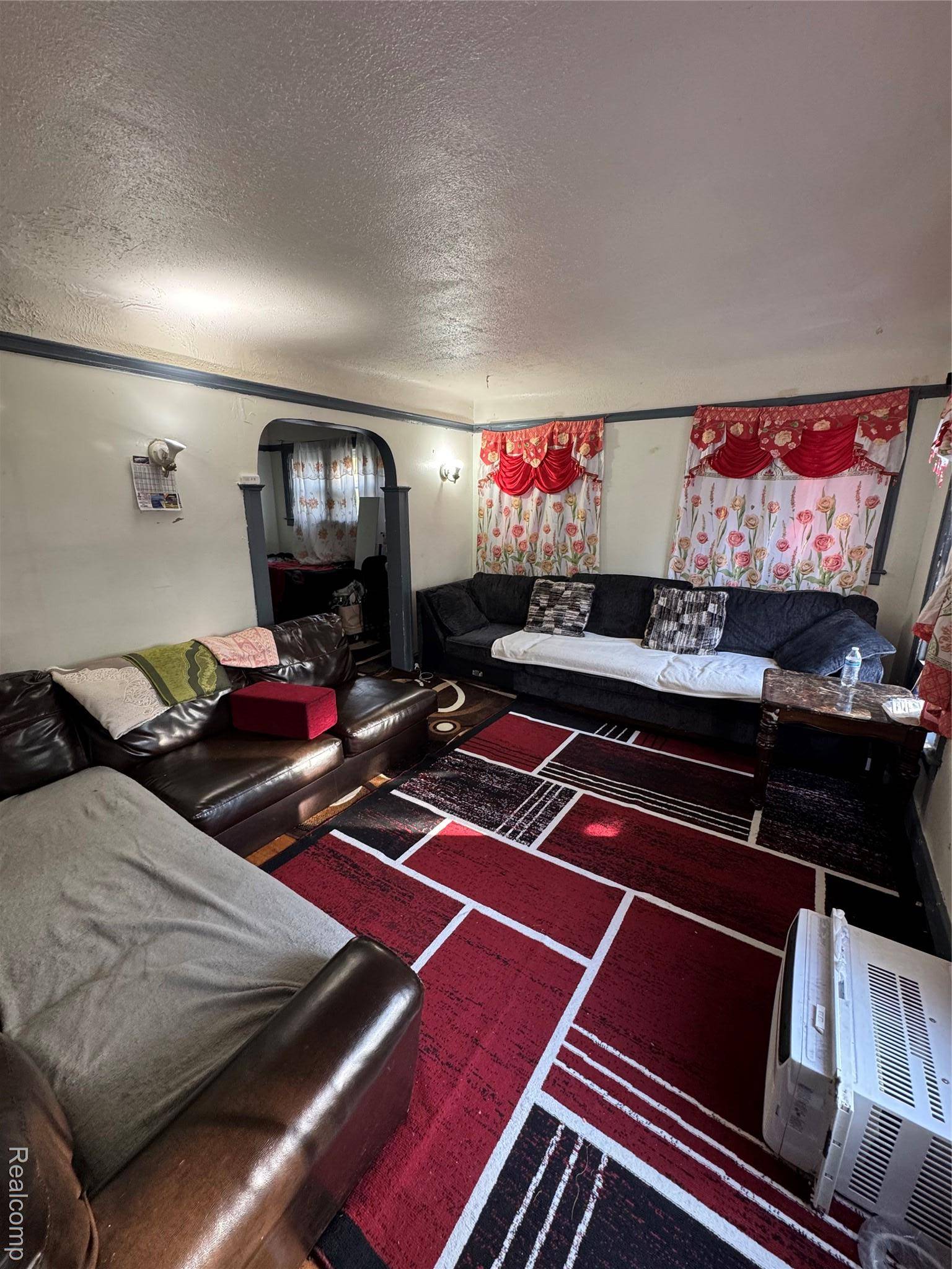 8088 WISCONSIN ST, Detroit, MI 48204