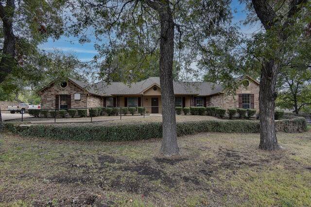 580 N Hampton Road, Desoto, TX 75115