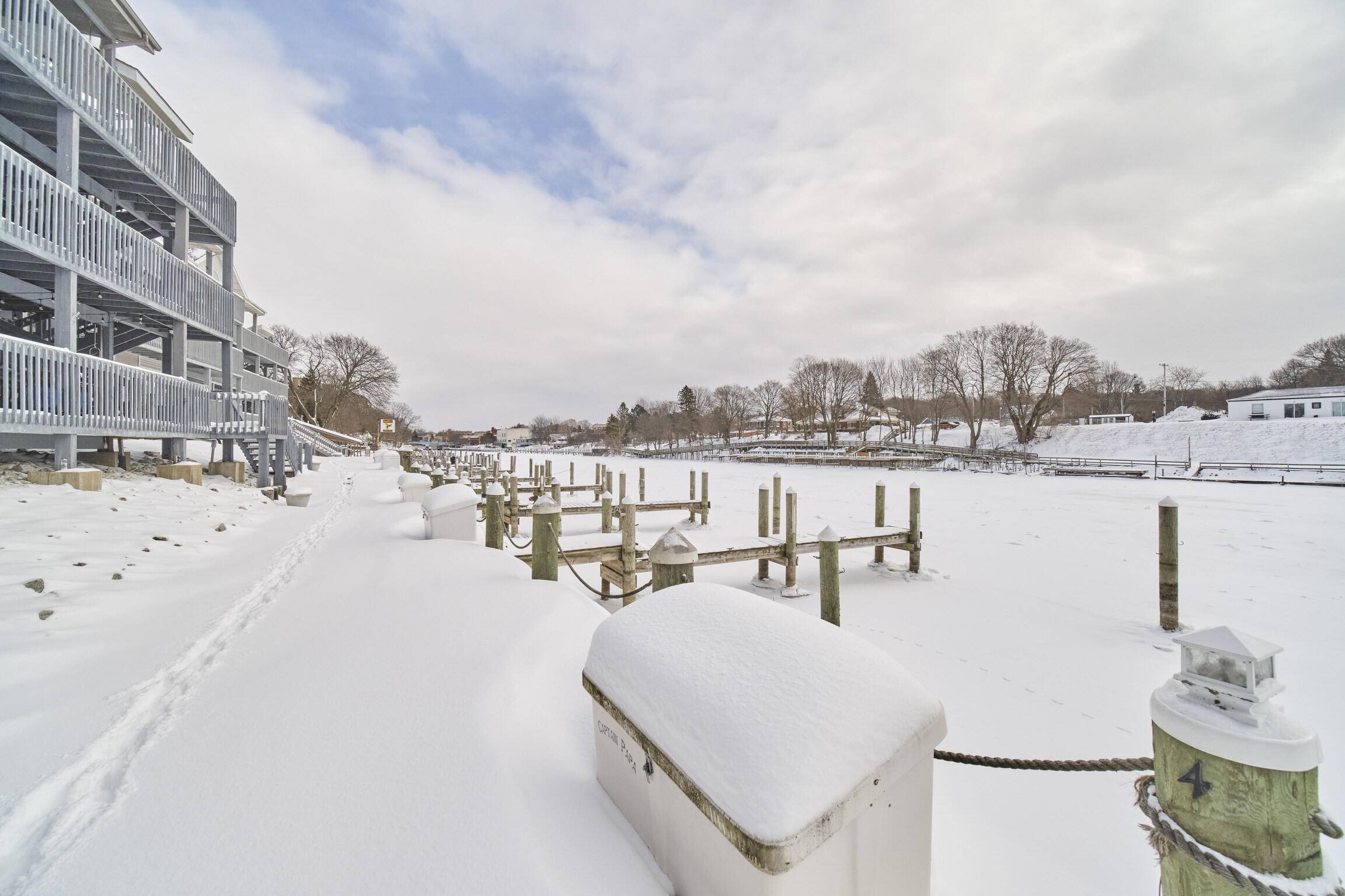 317 5th AVE #Unit 4, City Of Manistee, MI 49660