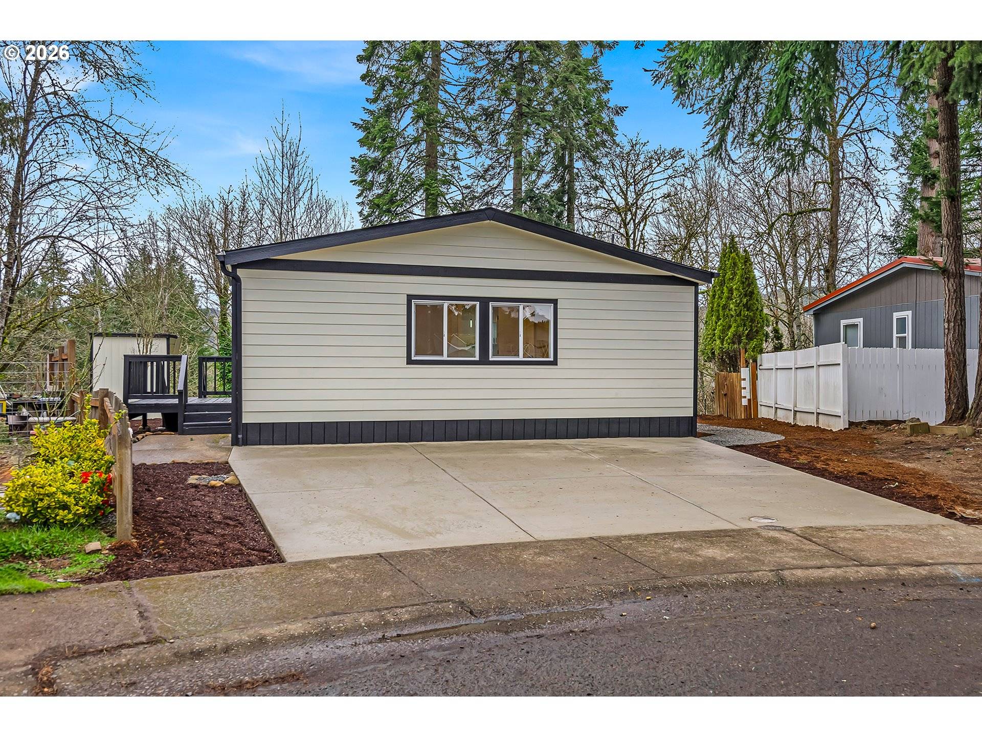1598 40TH LN, Sweet Home, OR 97386