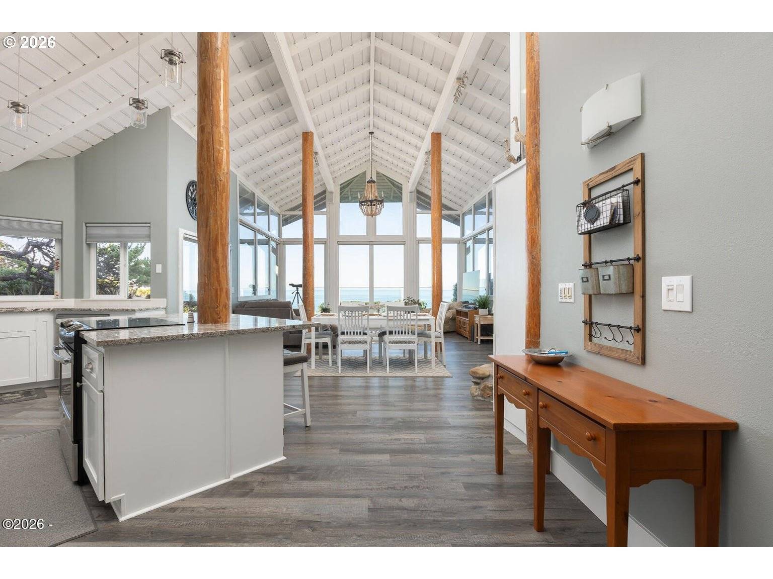 143 SALISHAN DR, Gleneden Beach, OR 97388