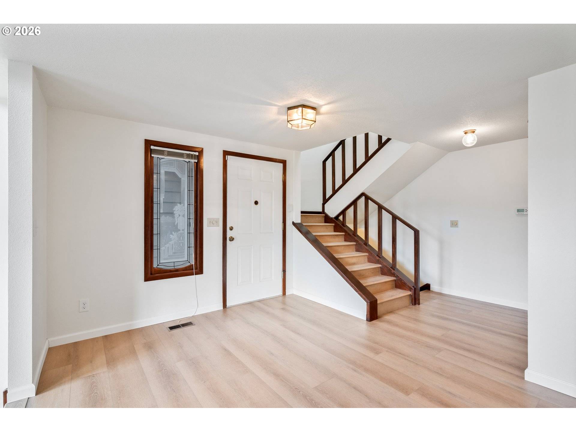1205 HOLLY ST, Kelso, WA 98626