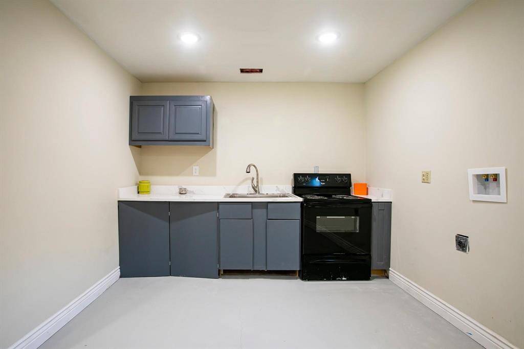 7027 Alpha Road #1, Dallas, TX 75240