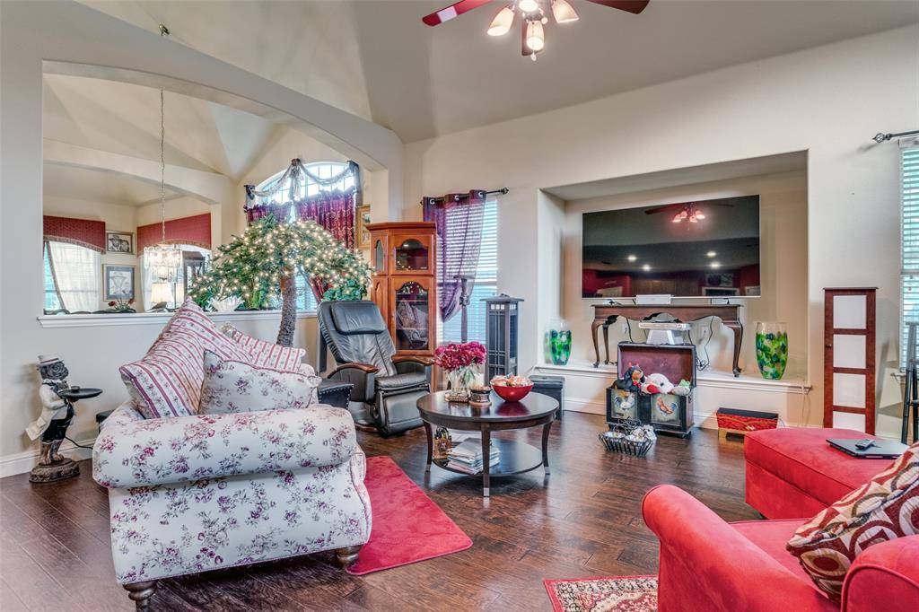 1610 Skyline Drive, Garland, TX 75043