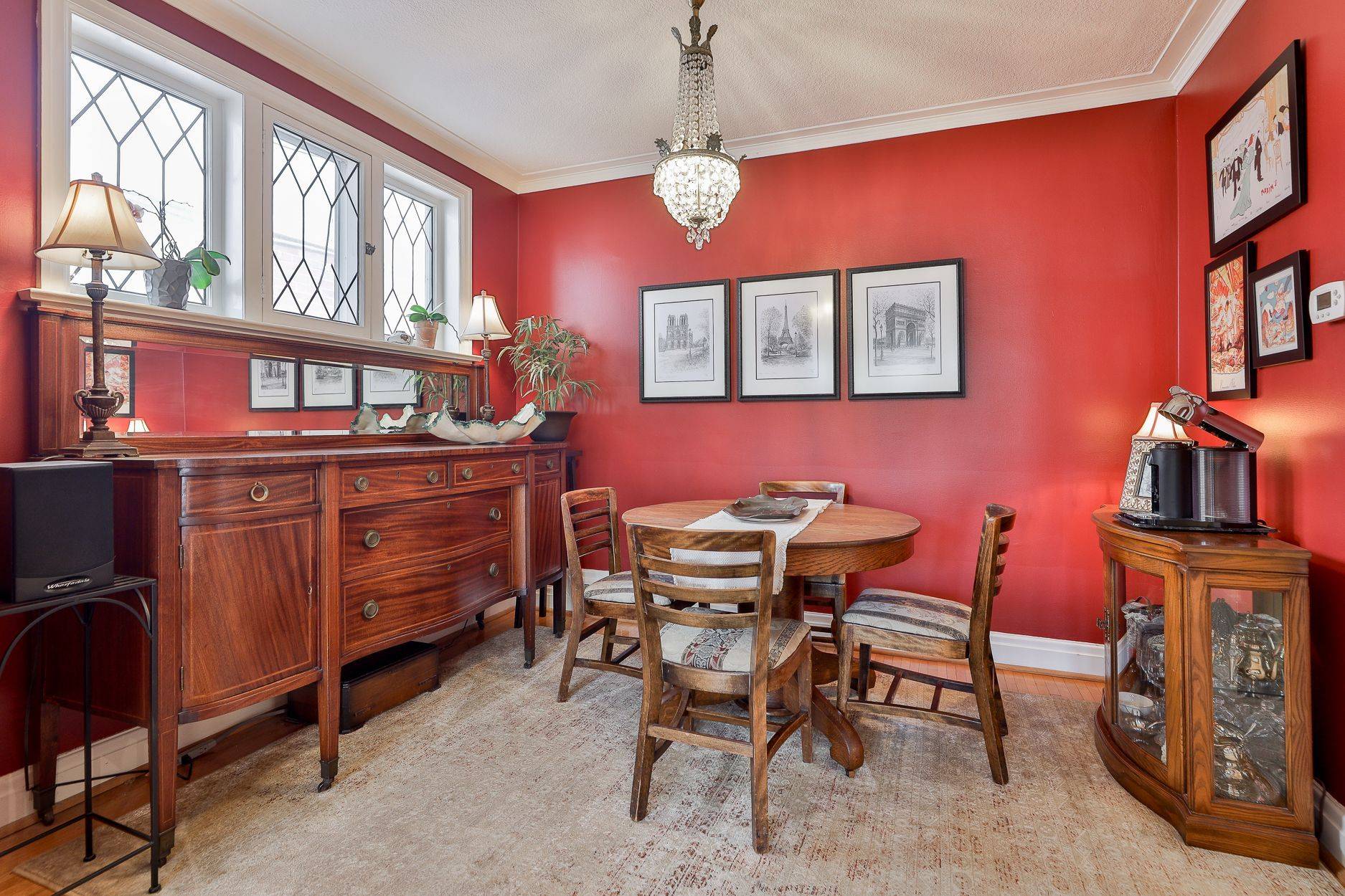 333 Sutherland DR, Toronto C11, ON M4G 1J7