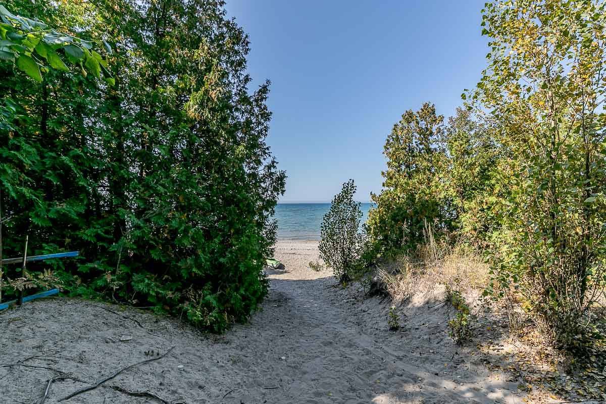 229 Bruce 23 RD, Kincardine, ON N2Z 2X6
