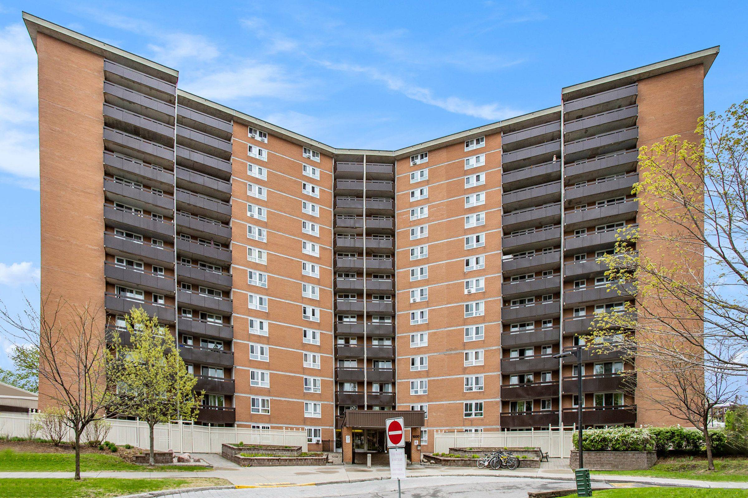 2000 Jasmine CRES #1508, Beacon Hill North - South And Area, ON K1J 8K4