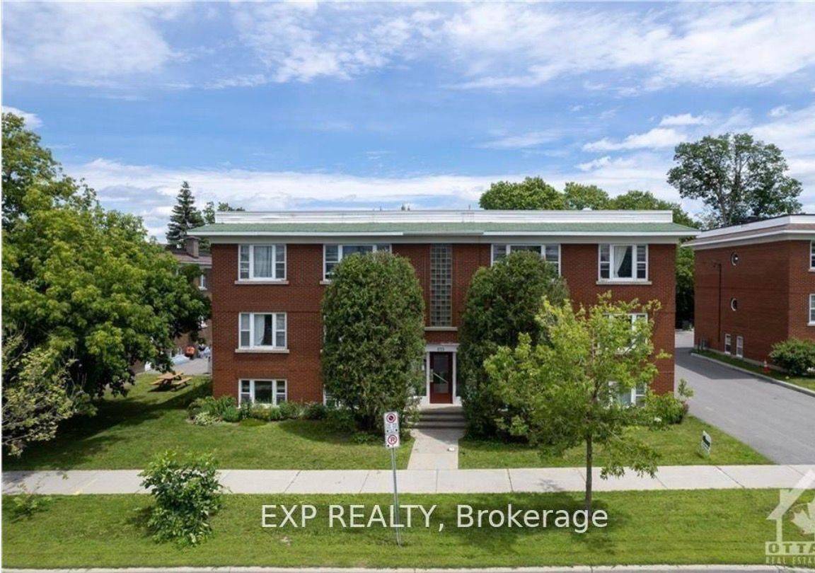 873 Kirkwood AVE, Carlington - Central Park, ON K1Z 5Y3