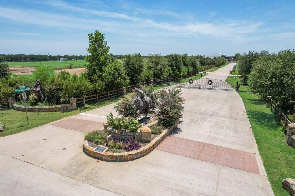 521 Martingale Trail, Oak Point, TX 75068
