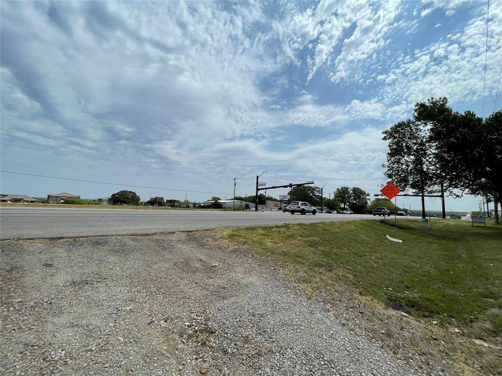 1810 Fort Worth Highway, Weatherford, TX 76086