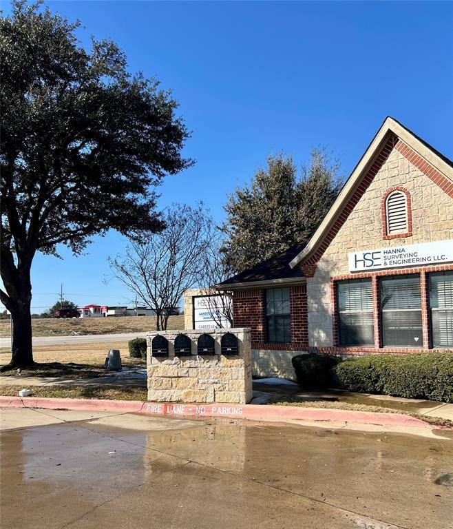 1380 N US Hwy 287 #101, Mansfield, TX 76063