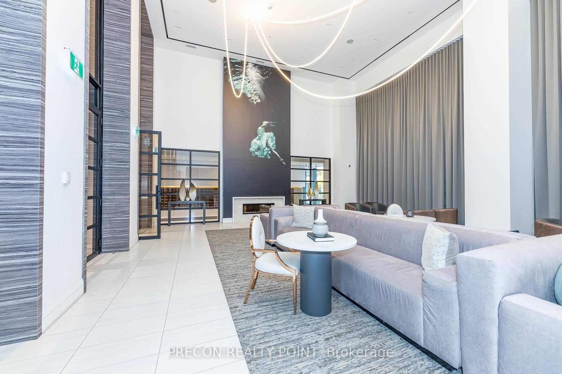 39 Roehampton AVE E #1906, Toronto C10, ON M4P 0G1