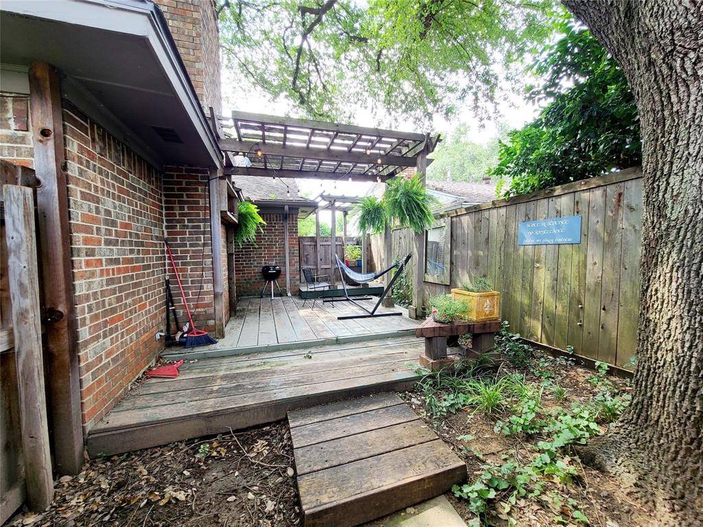 7546 Brentcove Circle, Dallas, TX 75214