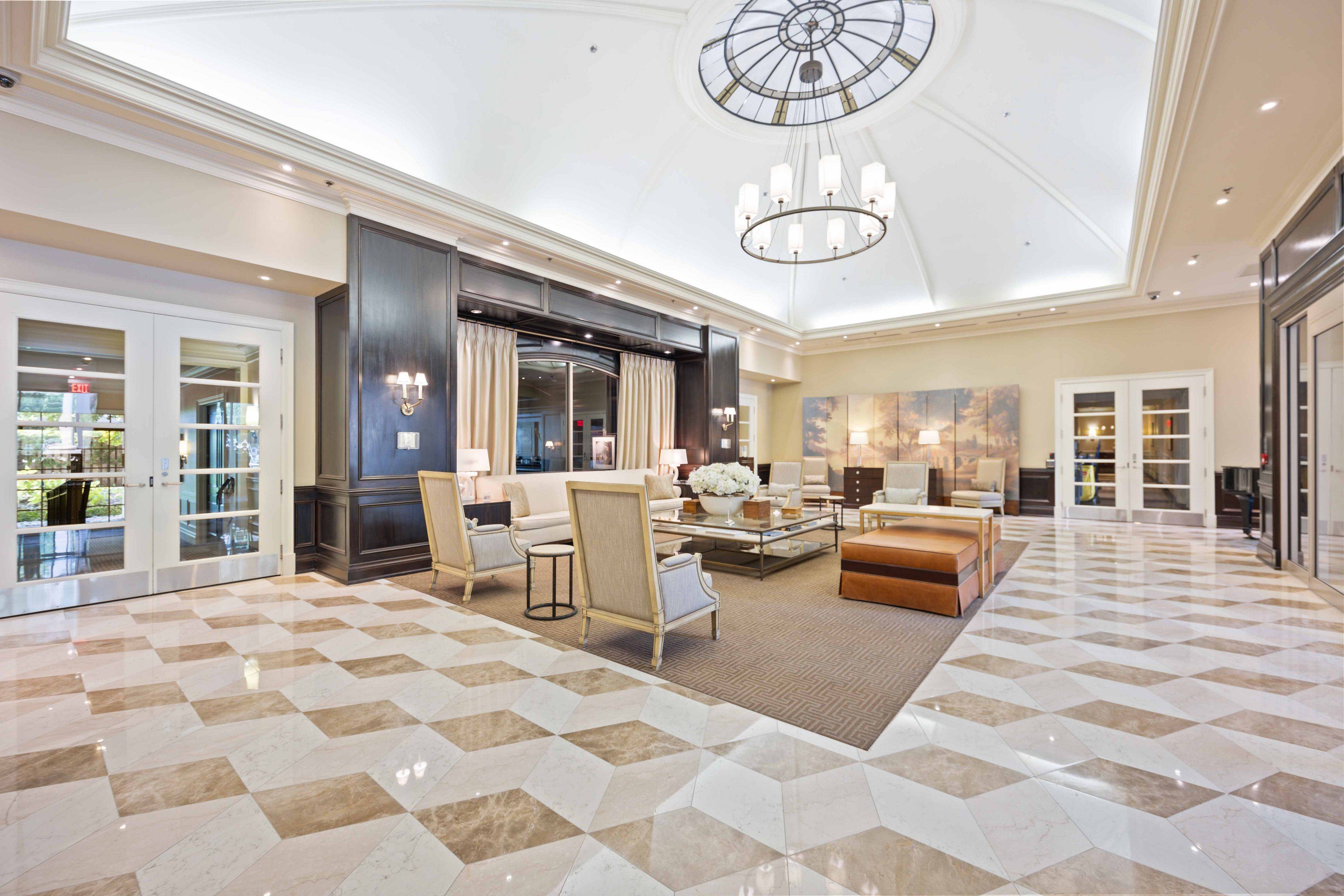 20 Burkebrook PL #212, Toronto C12, ON M4G 0A1