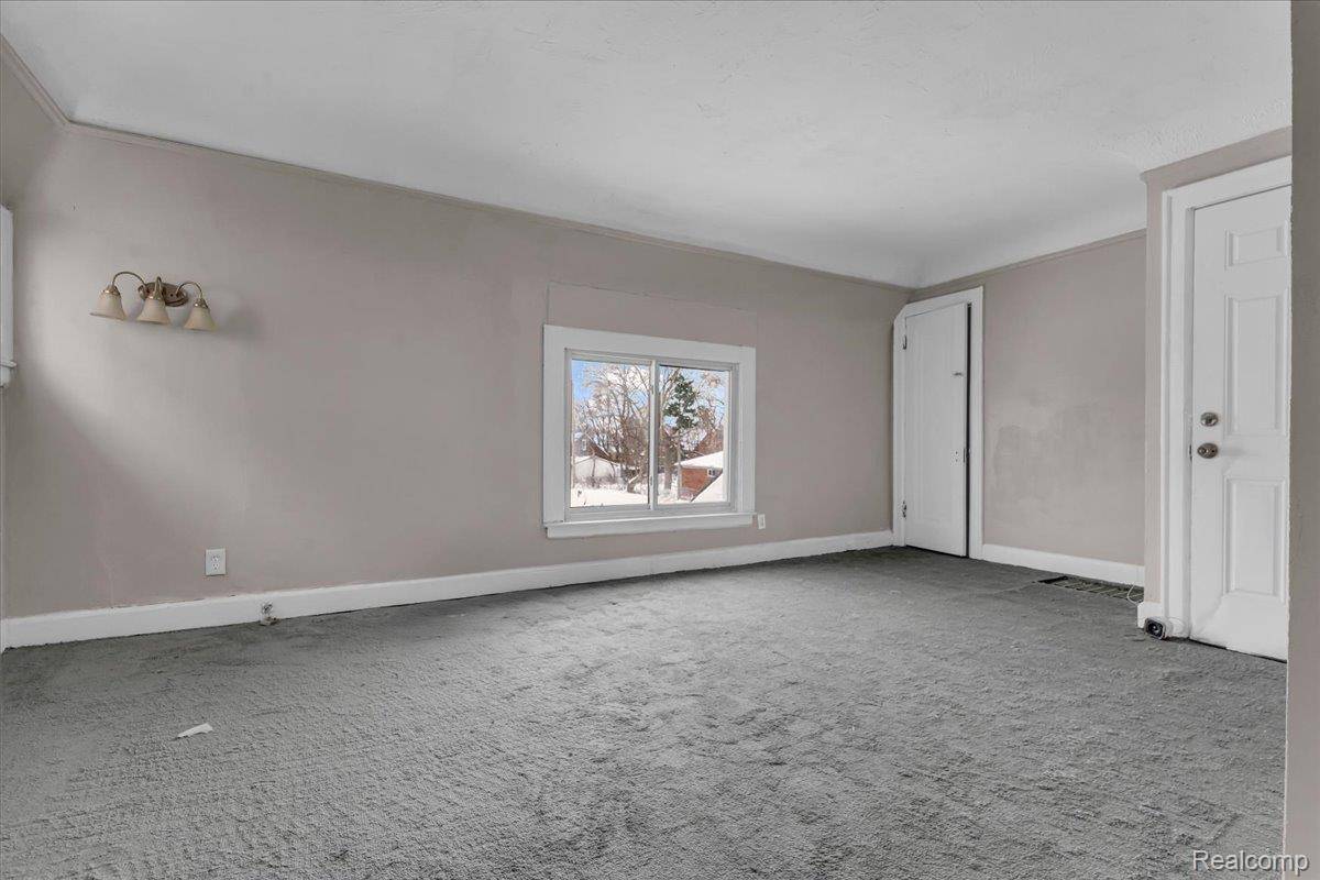 11475 Sanford ST, Detroit, MI 48205