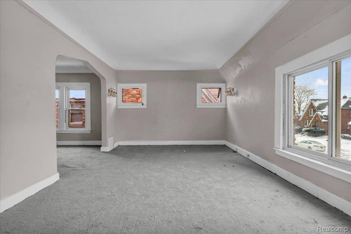 11475 Sanford ST, Detroit, MI 48205