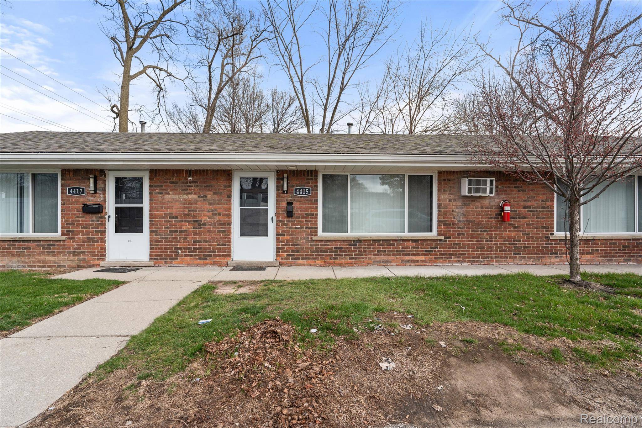 4401 Crooks RD, Royal Oak Charter Township, MI 48073