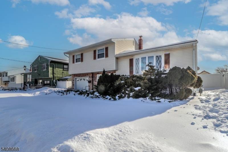 37 Patrick, Carteret Boro, NJ 07008