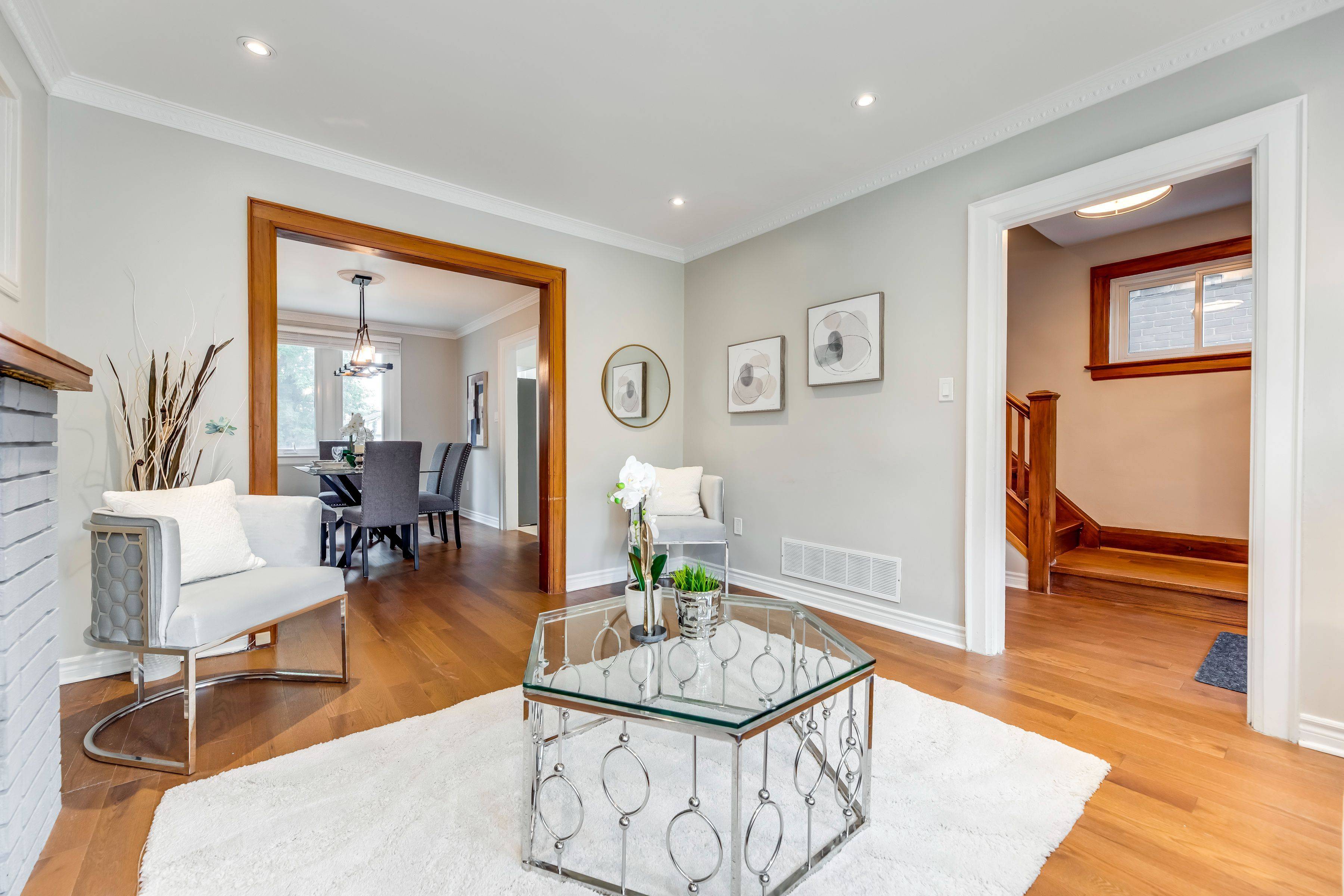 118 Blantyre AVE, Toronto E06, ON M1N 2R5