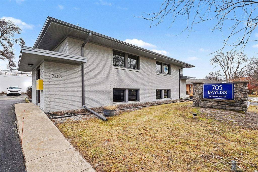705 Bayliss Suite 400 ST, Midland, MI 48640