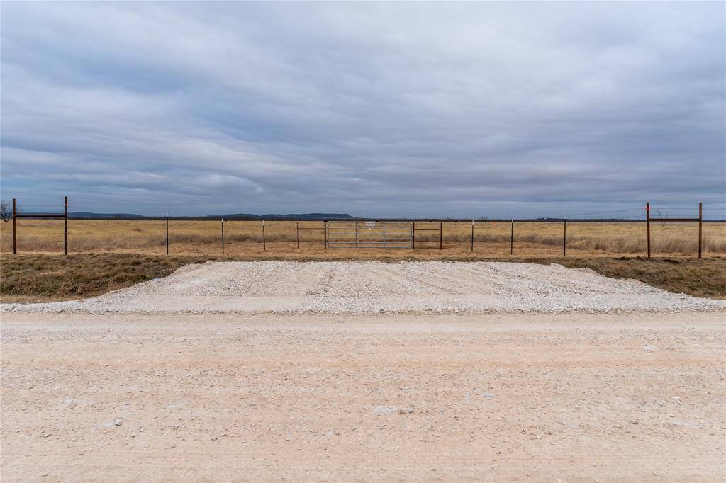 T3 County Road 204, Bradshaw, TX 79567