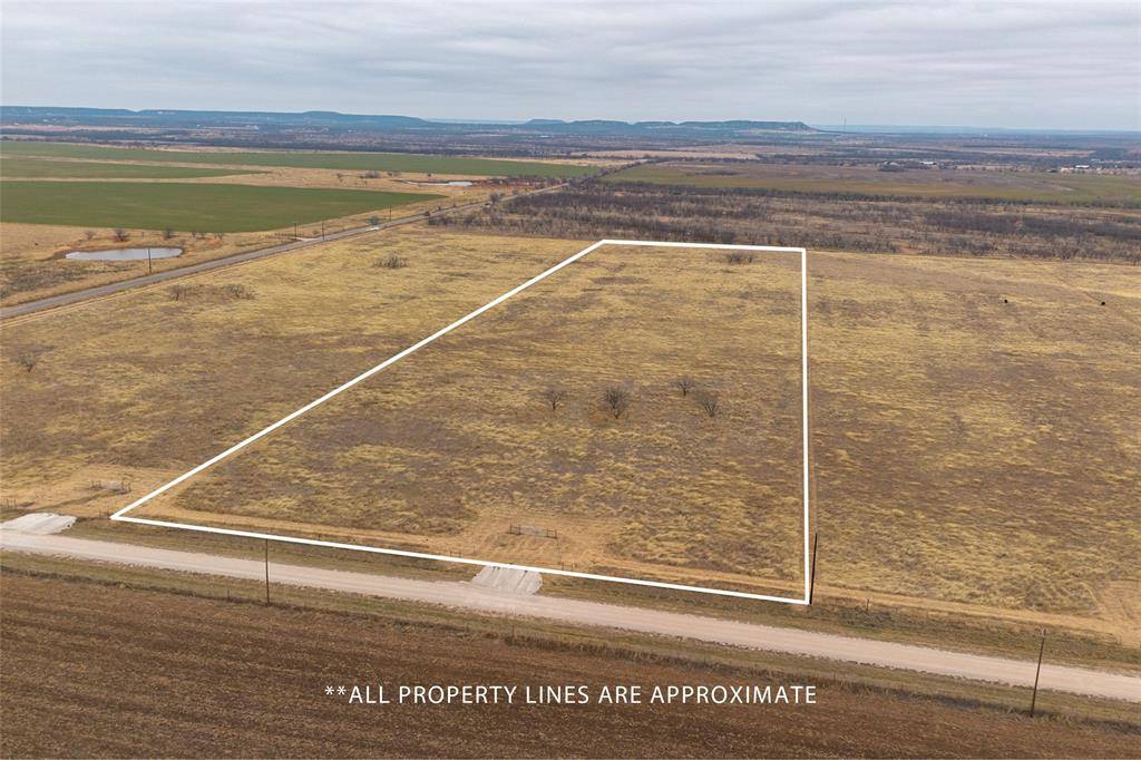 T4 County Road 204, Bradshaw, TX 79567