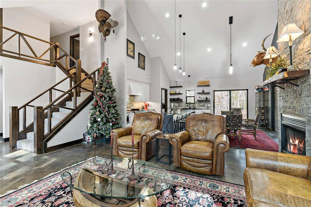 8127 FM 910, Bogata, TX 75417