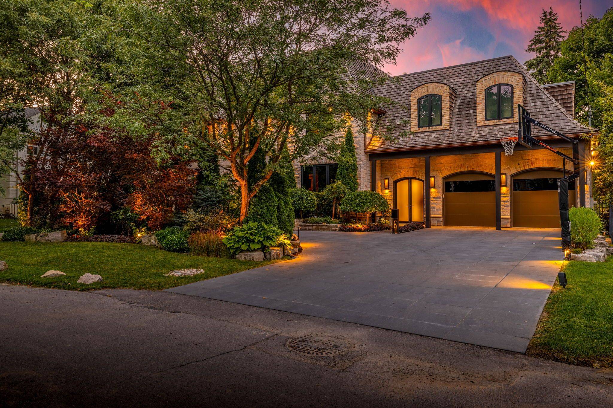 6 Bayview Wood N/A, Toronto C12, ON M4N 1R7